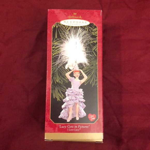 I Love Lucy Gets in Pictures Ornament - Picture 8 of 13